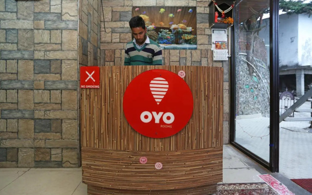 OYO Flagship 70210 Long View