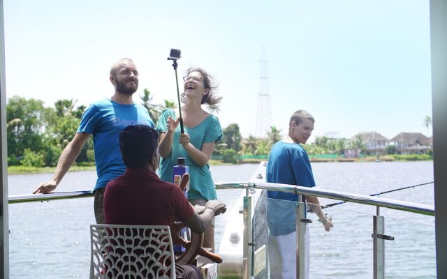 Best Kerala Houseboat