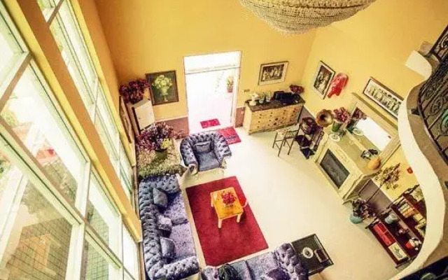 Shenzhen Meishe First-line Seaview Homestay (Jiaochangwei Branch)