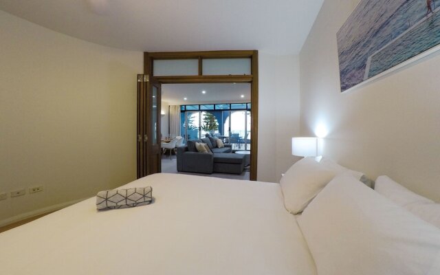 Manly Stay LUX Apartments