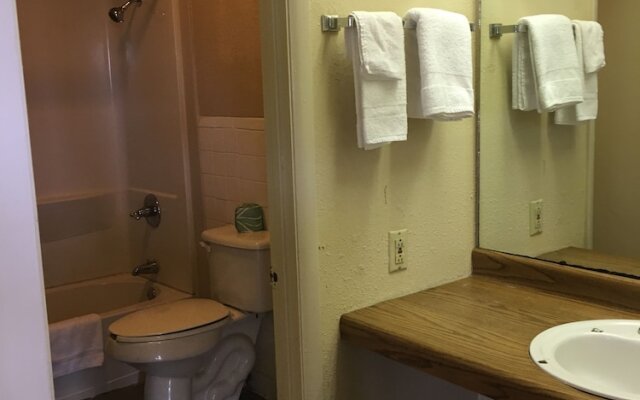 Florence Inn and Suites