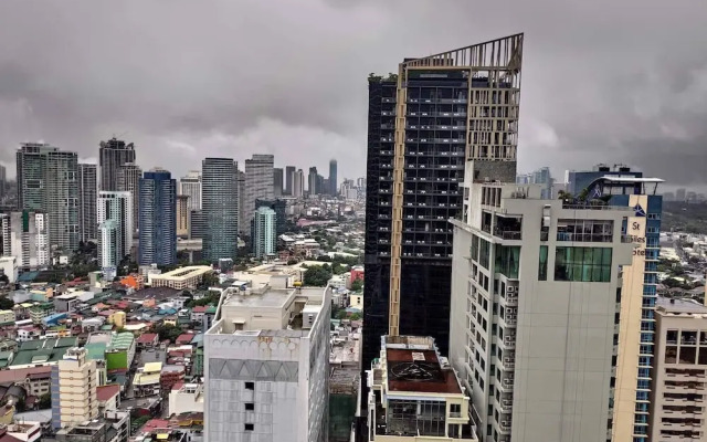 Seven Doors in Gramercy Makati