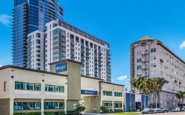 Inn at 50 at Long Beach Convention Center