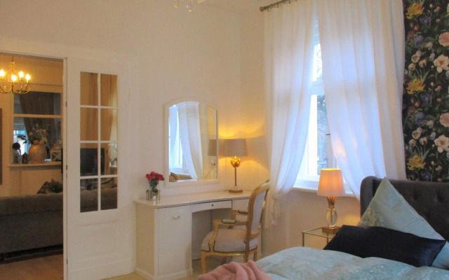 VILLA FREIA Dresden & Großer Garten Wohlfühlfactory by Freia