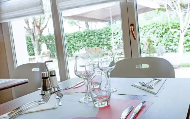 Campanile NATURE - Montpellier Sud