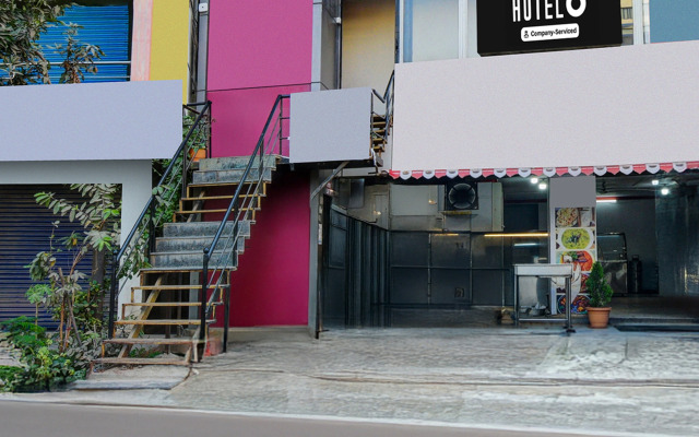 Super Hotel O Neredmet Road