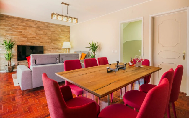 Luxury Stay by the Cascais Coastline