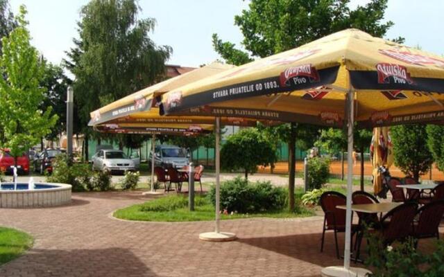 Hotel Delminium