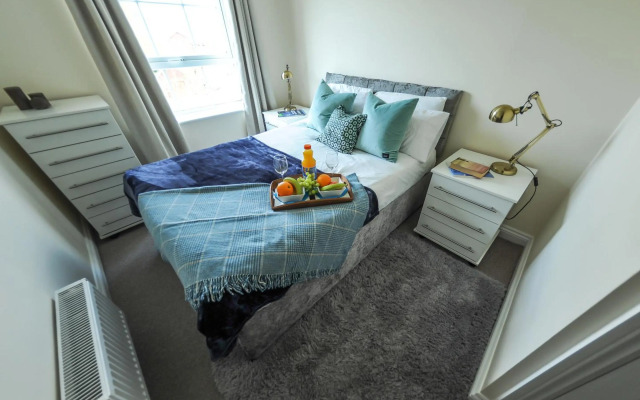 Hunters Wharf River View by Select SA