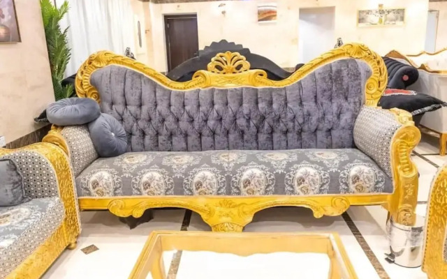 Safeer Almisk Hotel