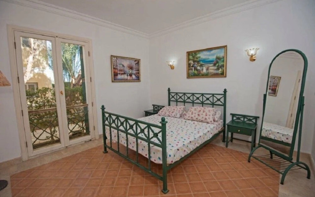 Chic 4-Bedroom White Villa for Rent in El Gouna Egypt