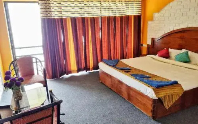 GreenLands Youth Hostel And International Tourist Home