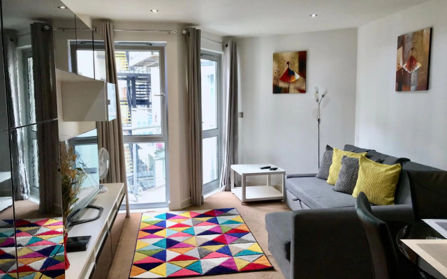 Your Stay Bristol Marsh House