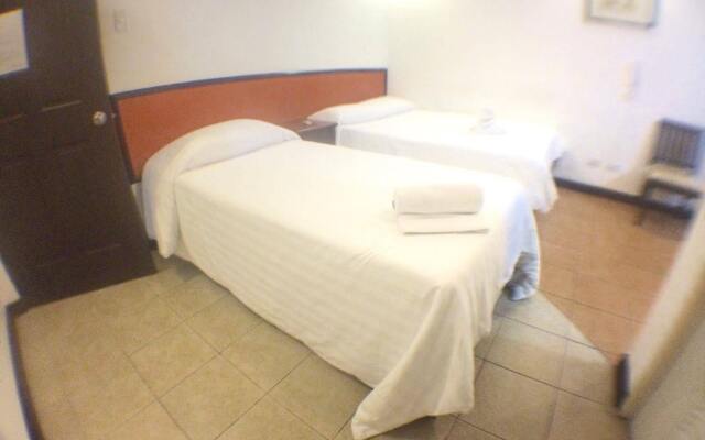 Tagaytay Haven Hotel Mendez