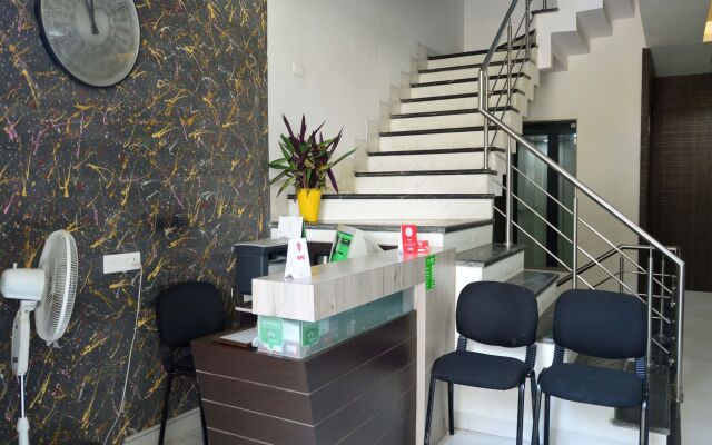 OYO 7363 Hotel N71 Rooms & Banquets