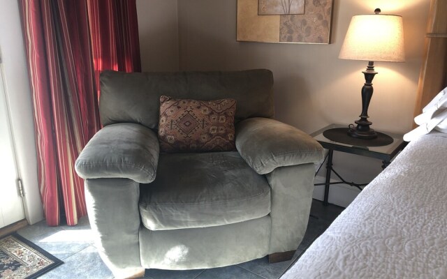 Beaufort House Inn