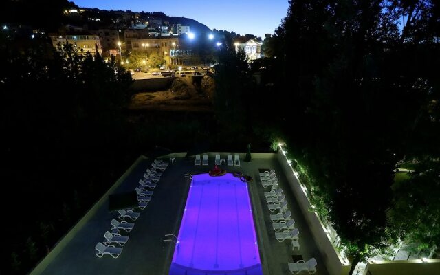 Green Lake Hotel - Jezzine