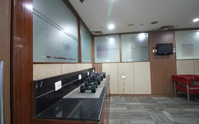 Oyo 682 Near Fortis Hospital