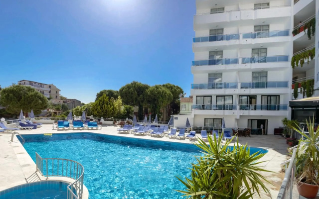 Ponz Boutique Hotel