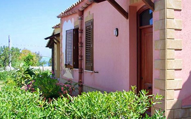 Villa With 3 Bedrooms in Balestrate, With Furnished Garden and Wifi