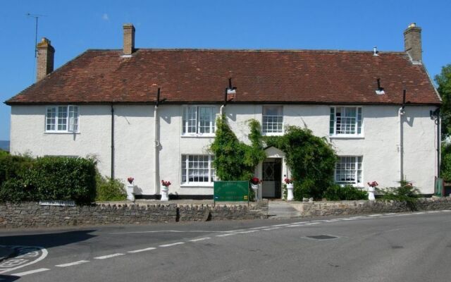 Meryan House Hotel