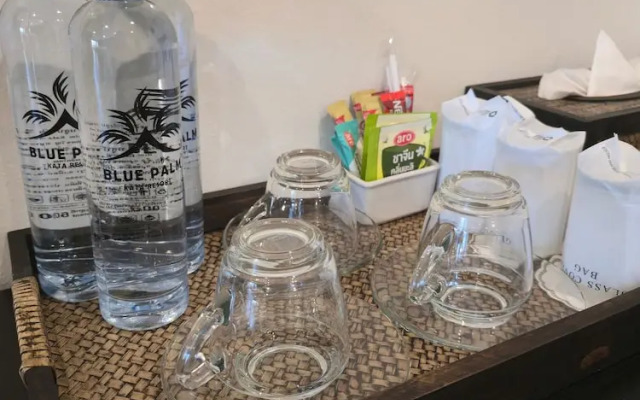 Blue Palm Residence Kata