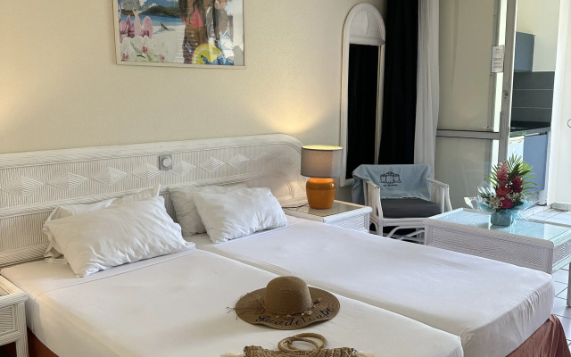 Canella Beach Hotel