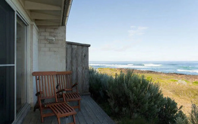 Hearn's Beachside Villa 4