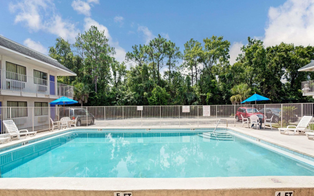 Knights Inn Jacksonville North