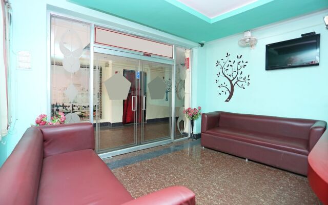 OYO 5719 Hotel Jannat Palace
