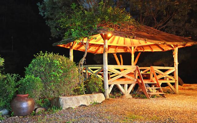 Baenae-gol Four Season Pension