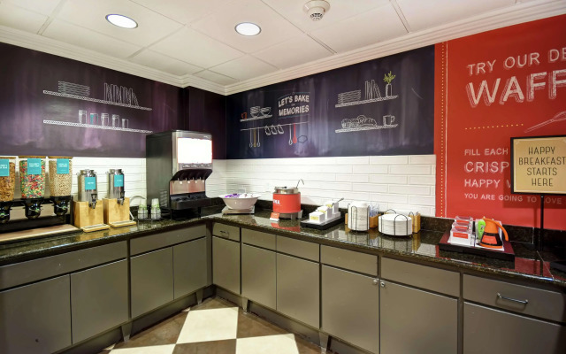 Hampton Inn I-75 Lexington/Hamburg Area