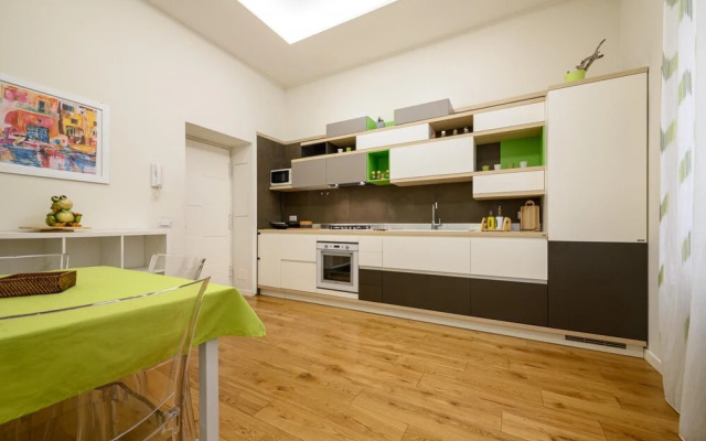 Via Roberto Savarese 31