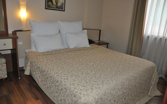 Diapolis Hotel