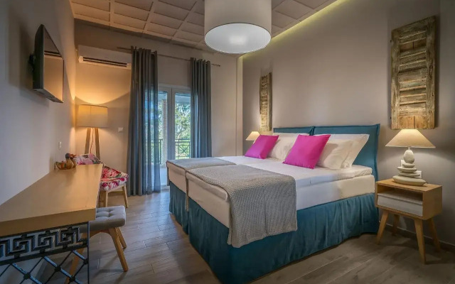 Rivazzurra Luxury BeachFront Villa
