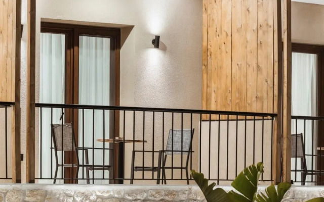 Verano afytos Hotel