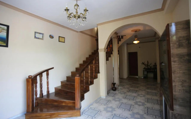 Talo's Guest House