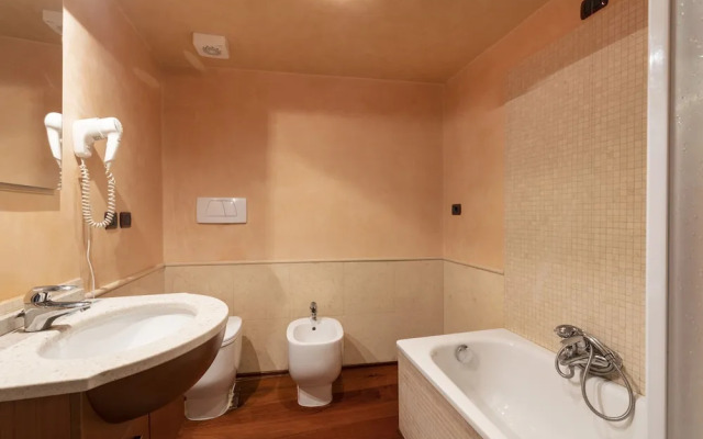 Doge Palace 4 - Locz