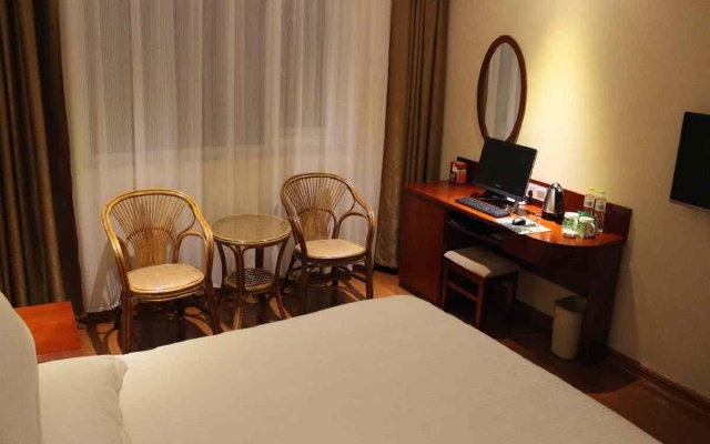GreenTree Inn Tengzhou Middle Pingxing Road Guihe Shell Hotel – Guest Rooms – Zaozhuang