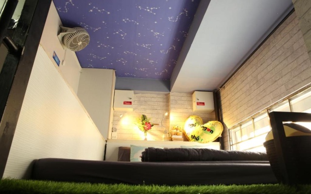 Tan Son Nhat Airport Hostel - 3A Lam Son, Ward 2, Tan Binh District – Hotel Rooms – Ho Chi Minh City