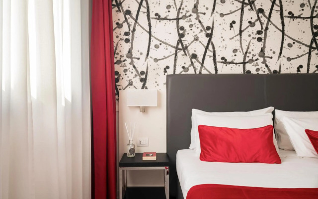 Black Hotel