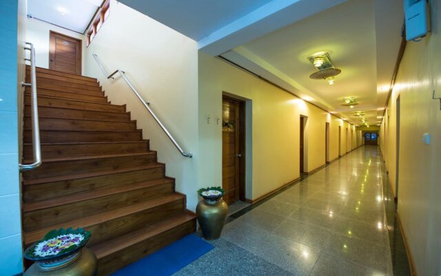 Crown Prince Hotel