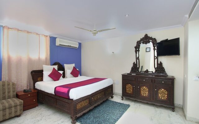 OYO 4452 Hotel Pigeon International