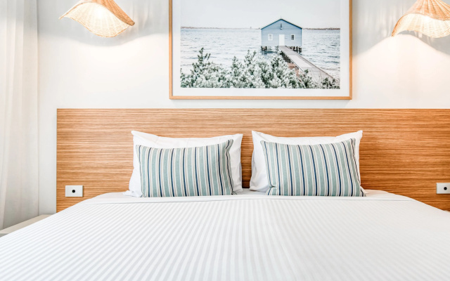 Oaks Vue Suites Geelong – Guest Rooms – Geelong