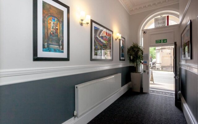 West End Hotel - Hostel