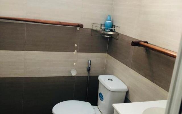 Golden Lantern Tam Thanh Homestay