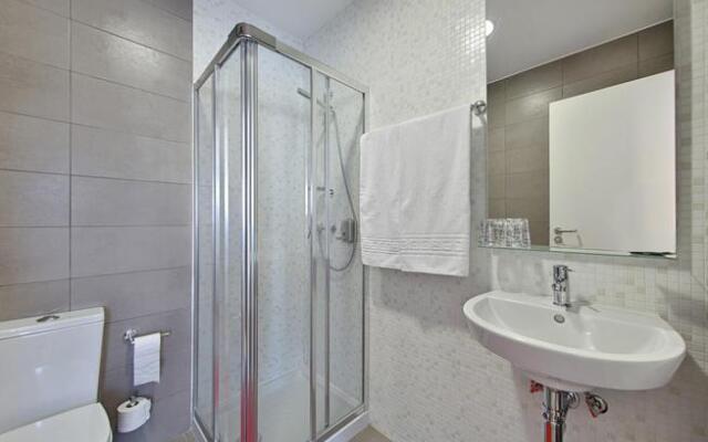 Cale do Oiro - Suites Residence