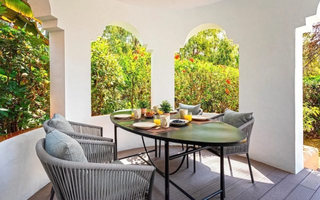 Genteel Home Venalmar Terrace