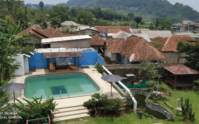 Sturgis Boutique Hotel Cipanas
