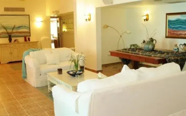 Breezes Puerto Plata Spa & Beach Resort